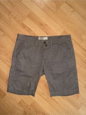 Pierre Cardin Men's Gray Flat Front Shorts